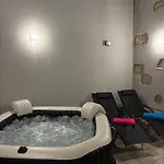 Apartament U Srcu Anticke Pule *